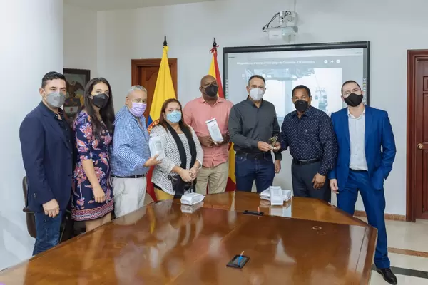 Alcalde de San Miguelito – Panamá, conoció el cable aéreo más largo de Colombia