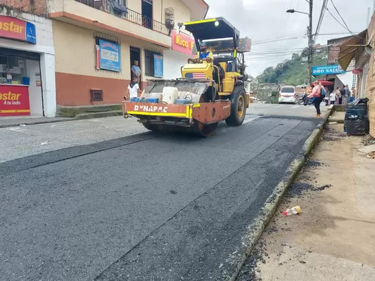 Comenzaron las obras en la vía de acceso a la comuna Villasantana