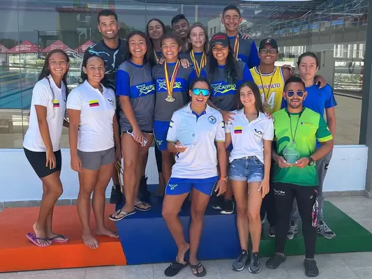 Los clubes de Pereira brillaron en el campeonato nacional con aletas en Barranquilla