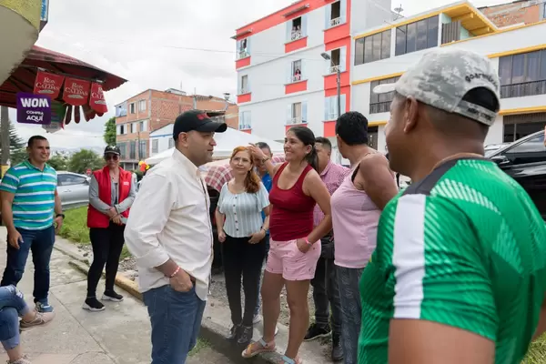 Alcalde Carlos Maya entregó obra de calles para mi barrio a los habitantes del barrio Samaria