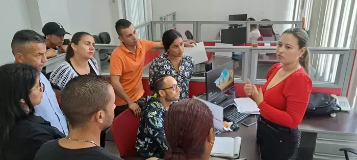 La agencia pública de empleo del Gobierno de la Ciudad recibió más de 150 personas en la convocatoria de empleabilidad