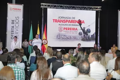 “Estamos totalmente comprometidos con la transparencia y la ética pública”: Alcalde Carlos Maya