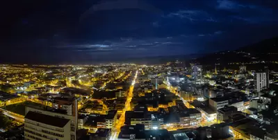 Moderno alumbrado público iluminará las principales avenidas de Pereira