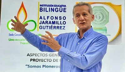 Colegios públicos y privados presentaron experiencias exitosas en bilingüismo