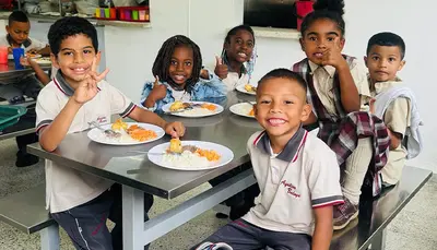 Más de 28 mil niños, niñas y jóvenes se benefician del Programa de Alimentación Escolar PAE