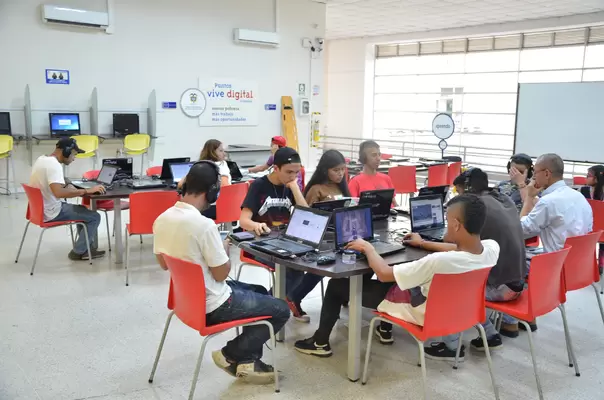Alcaldía ofrece cursos gratuitos de tecnología