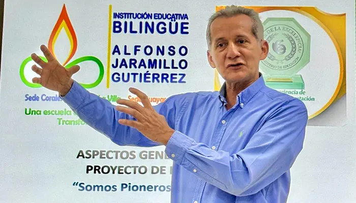 Colegios públicos y privados presentaron experiencias exitosas en bilingüismo